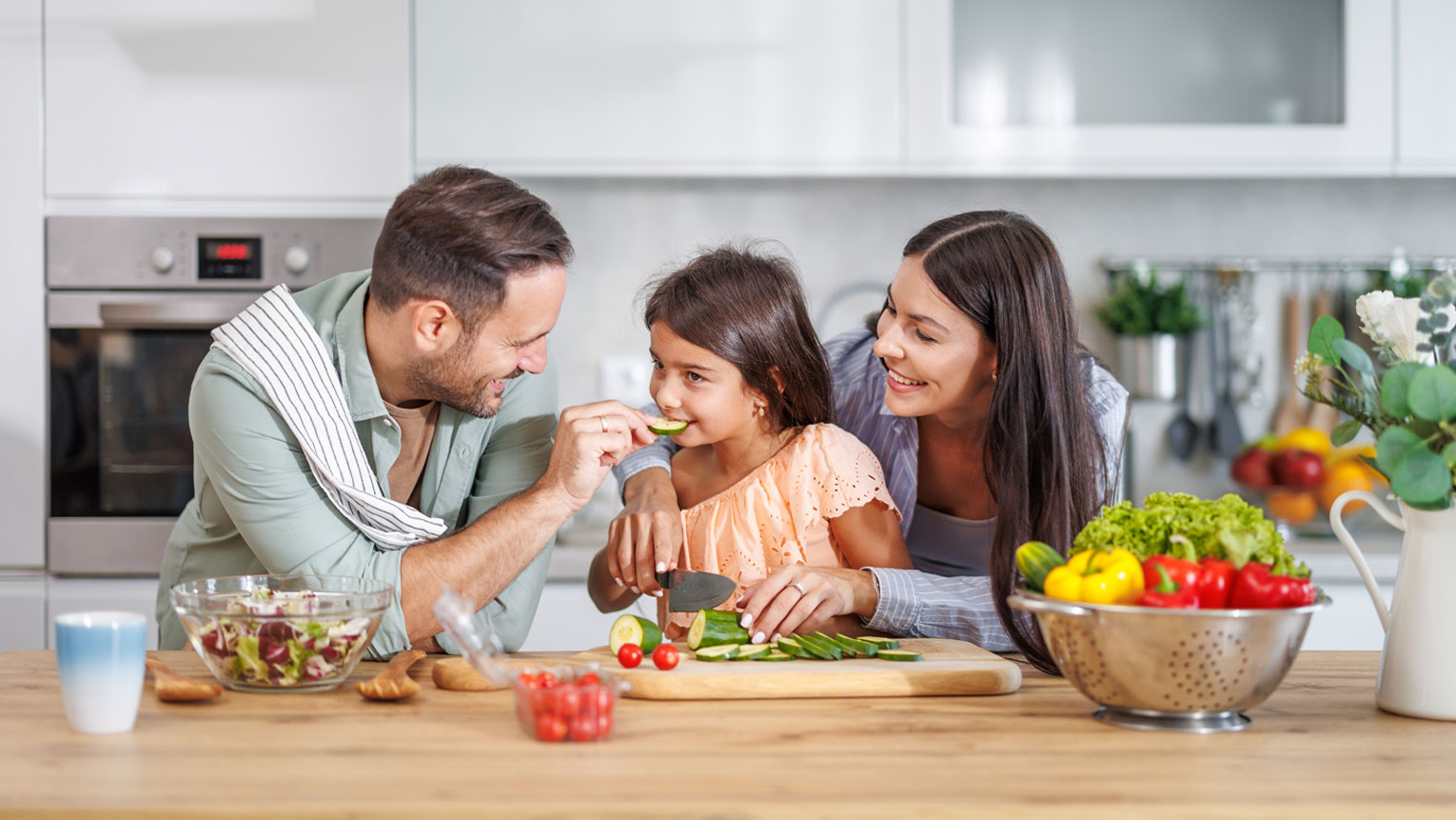 Foods That Naturally Whiten Your Teeth