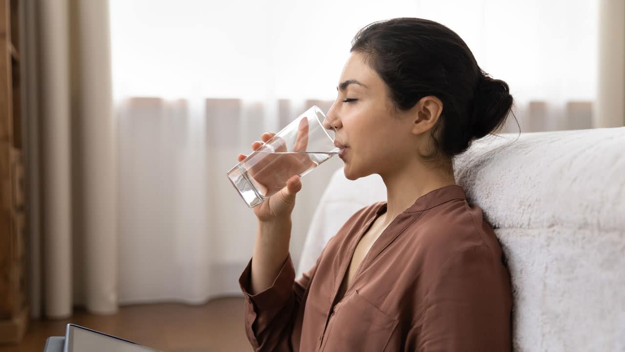 The Effects of Dry Mouth on Oral Health and How to Treat It